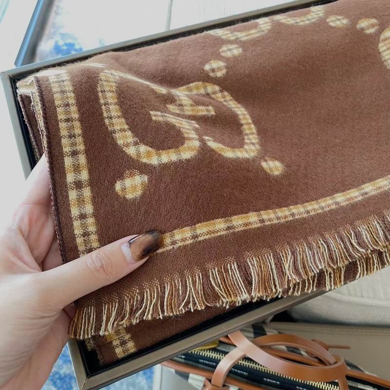 Gucci scarf 46X180cm 100%羊毛 E19